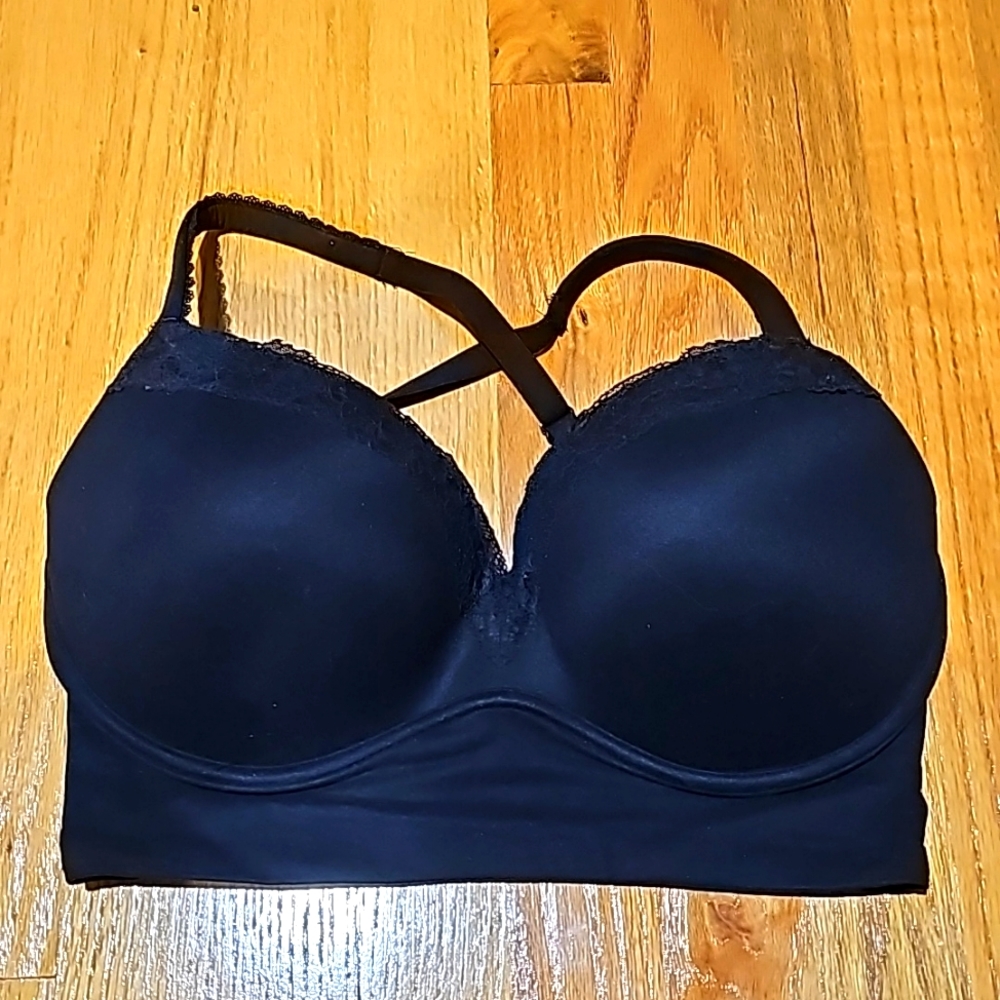 Victoria Secret Wireless bra 36DD